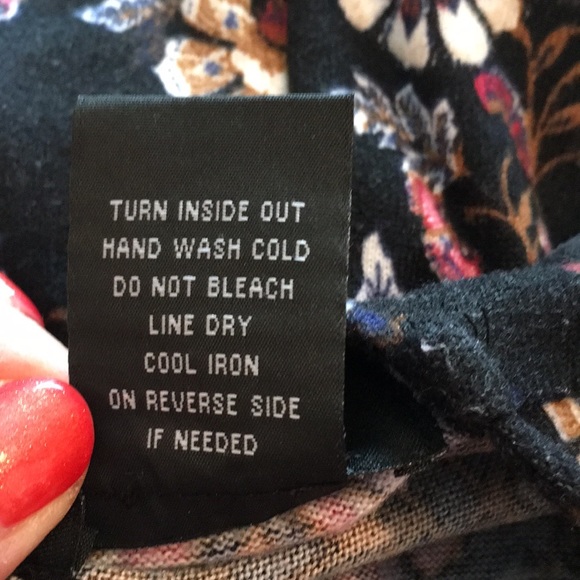 Dress floral. Juniors by TeezeMe. Medium - Picture 4 of 4